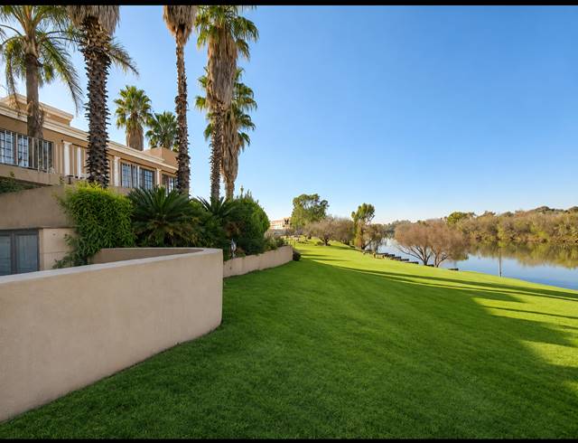 2 BEDROOM TOWNHOUSE FOR SALE IN THREE RIVERS PROPER
